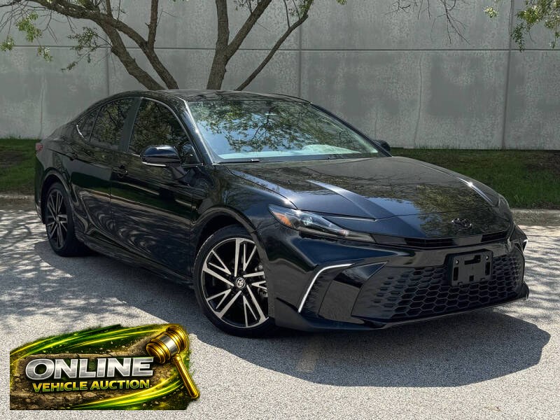 2025 Toyota Camry SE AWD Hybrid Sedan